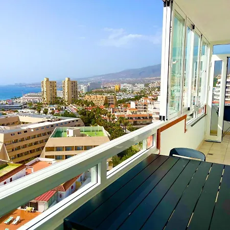 Sea View Penthouse דירה *